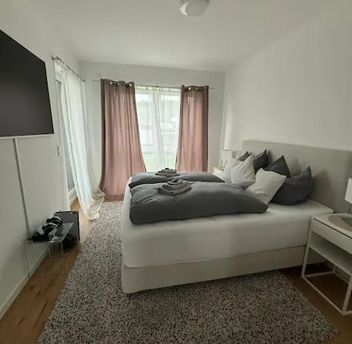 Wunderschoene Am Rhein Naehe Koblenz *